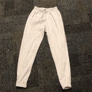 brandy melville rosa light grey sweatpants